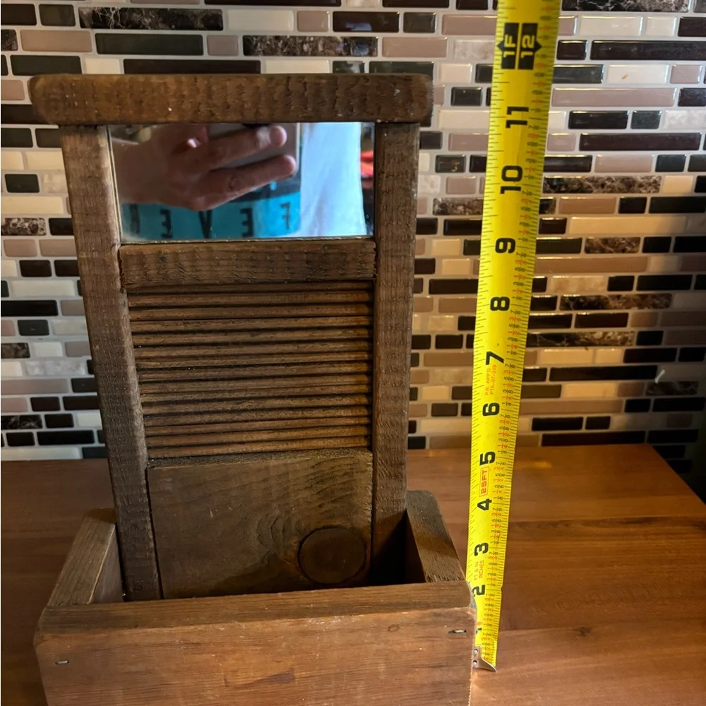 Rustic Wooden Washboard Mirror Planter